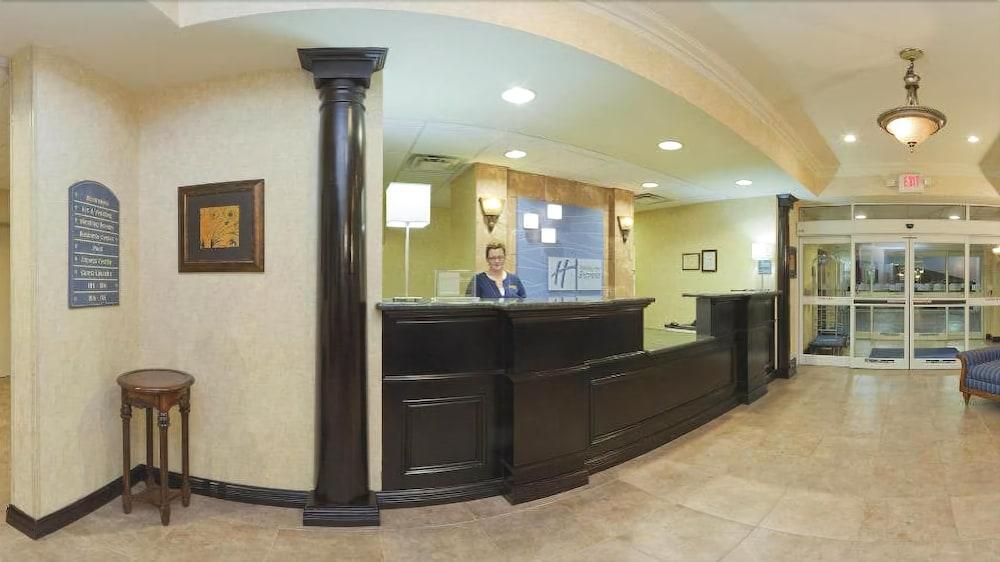 Holiday Inn Express Hotel & Suites Frankfort By Ihg Zewnętrze zdjęcie