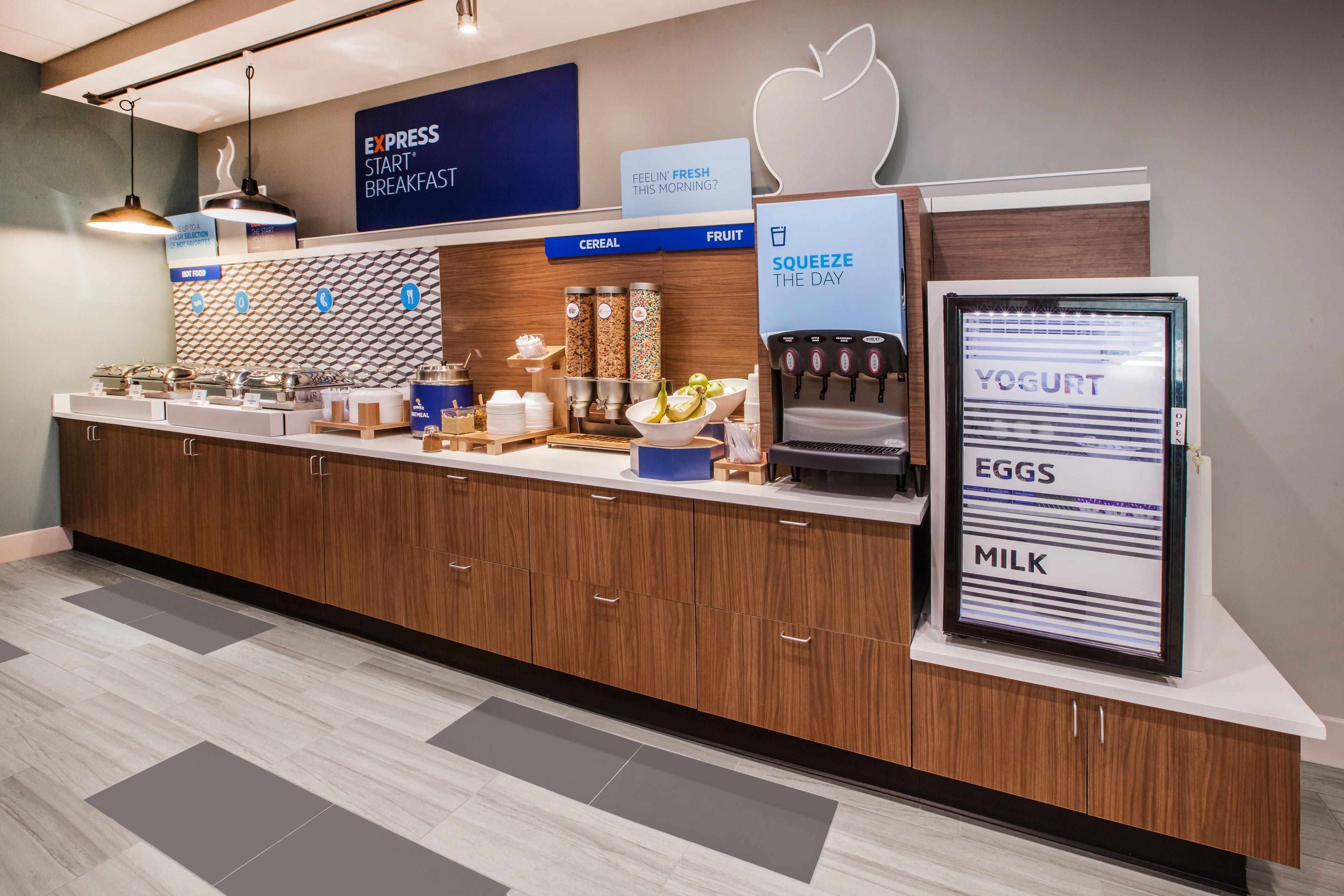 Holiday Inn Express Hotel & Suites Frankfort By Ihg Zewnętrze zdjęcie