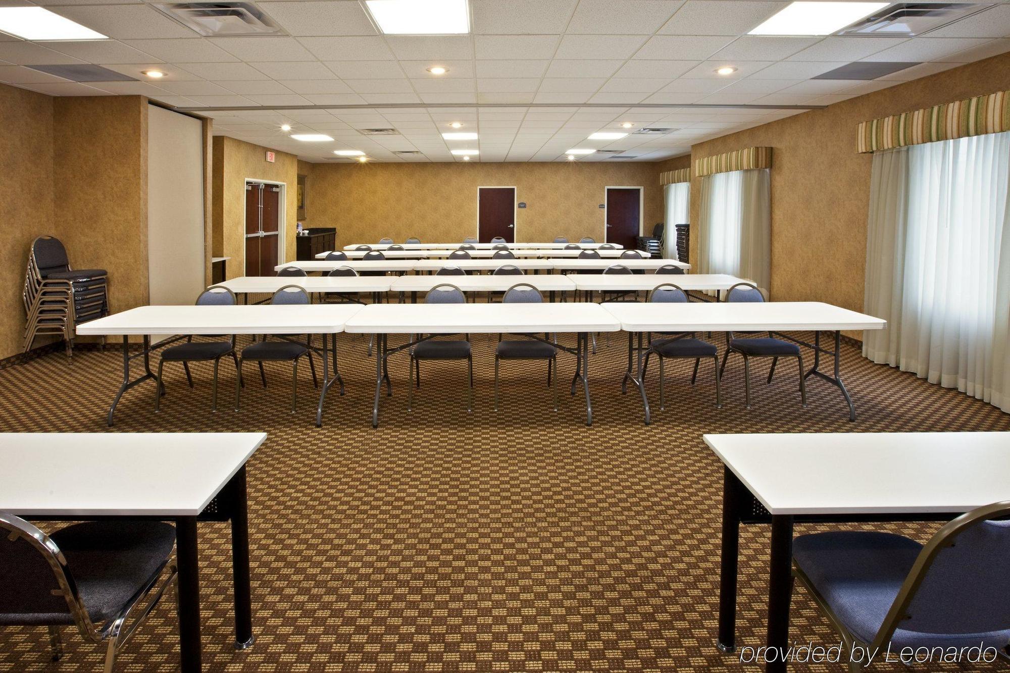 Holiday Inn Express Hotel & Suites Frankfort By Ihg Udogodnienia zdjęcie