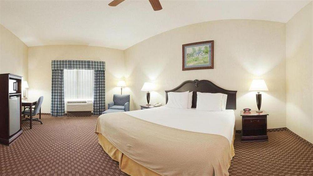 Holiday Inn Express Hotel & Suites Frankfort By Ihg Zewnętrze zdjęcie